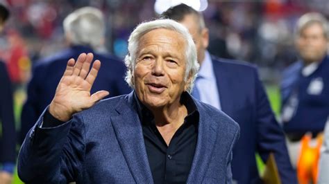 Patriots extra points: Robert Kraft denied Hall of Fame entry again, when will he get in?